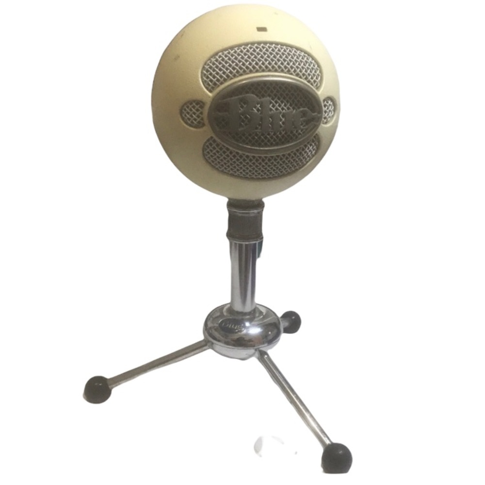 Blue Snowball Mic, used, comes with charging cable $45